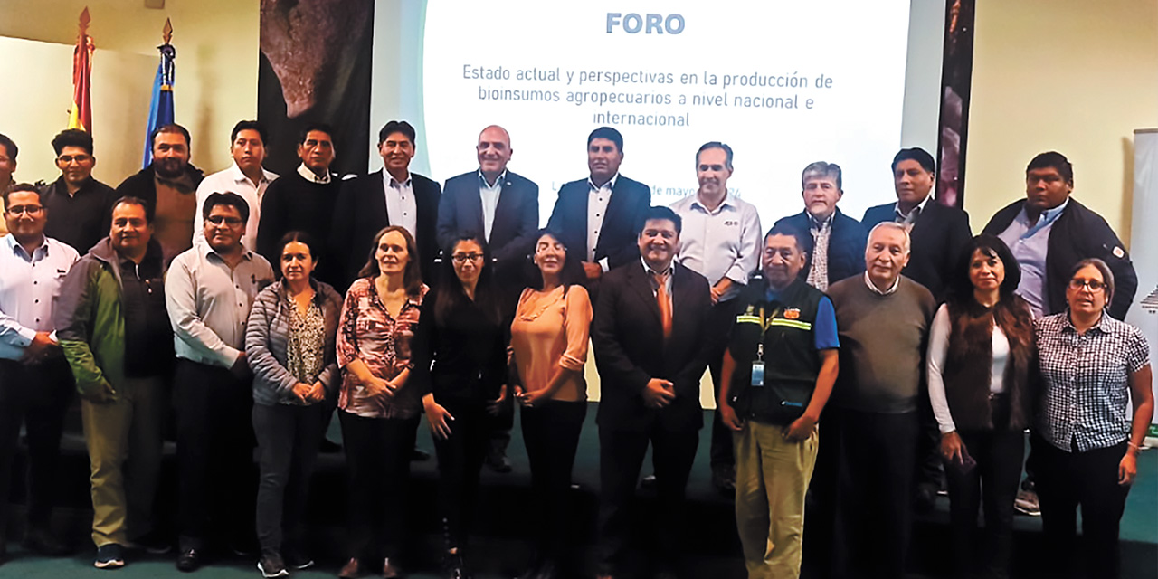 Los participantes en el foro generaron una propuesta en torno a los agroinsumos. Foto: SEDEM