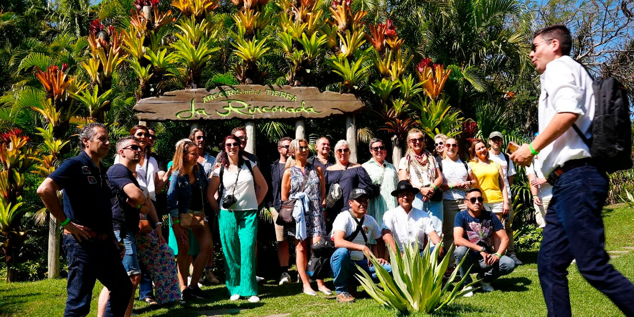 Los integrantes de la delegación en el Eco Parque La Arrinconada, en Santa Cruz. Foto: MDPyEP