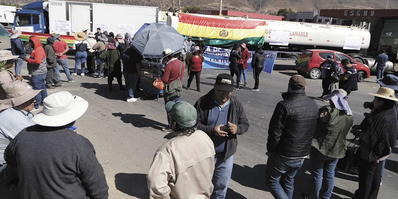 Un punto de bloqueo del transporte pesado. | Foto: APG