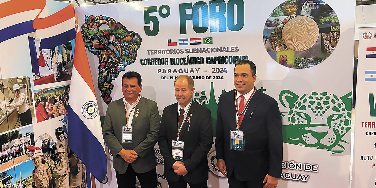 Participantes del V Foro de Territorios Subnacionales por el Corredor Bioceánico, en Paraguay. | Foto: RRSS