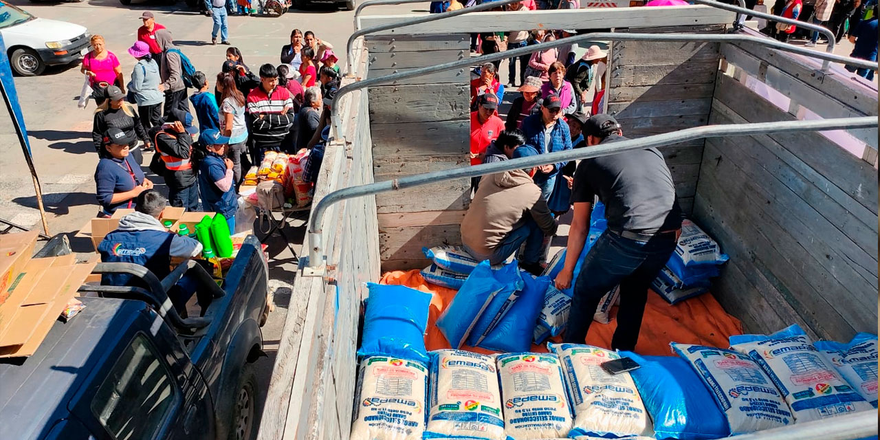 Una de las ferias móviles de Emapa para venta de arroz. Foto: RRSS.