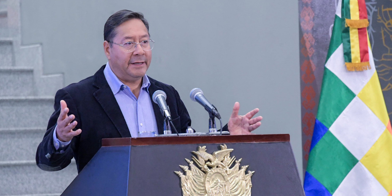 El presidente Luis Arce durante la conferencia de prensa en Casa Grande del Pueblo. Foto: Josué Cortéz