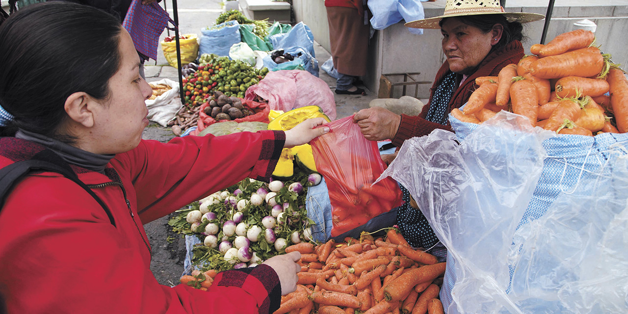 Los precios de la canasta familiar también están sujetos a factores externos.  | Foto: Archivo