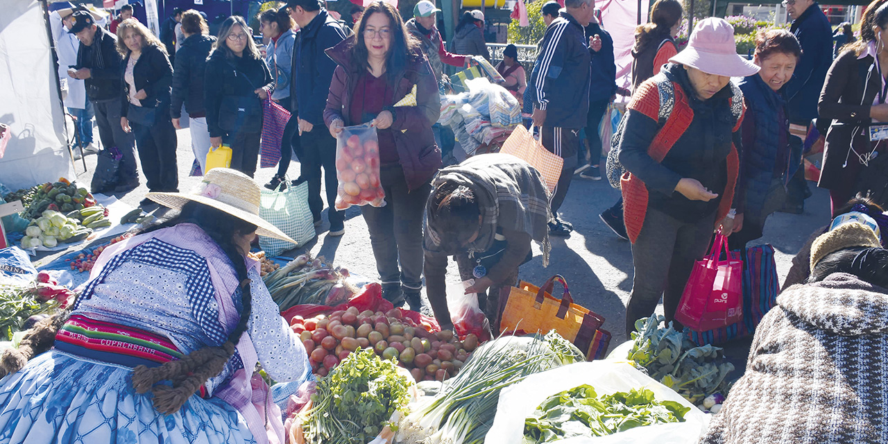 Una feria Del Campo a la Olla, organizada por el Ministerio de Desarrollo Rural. | Foto: Archivo