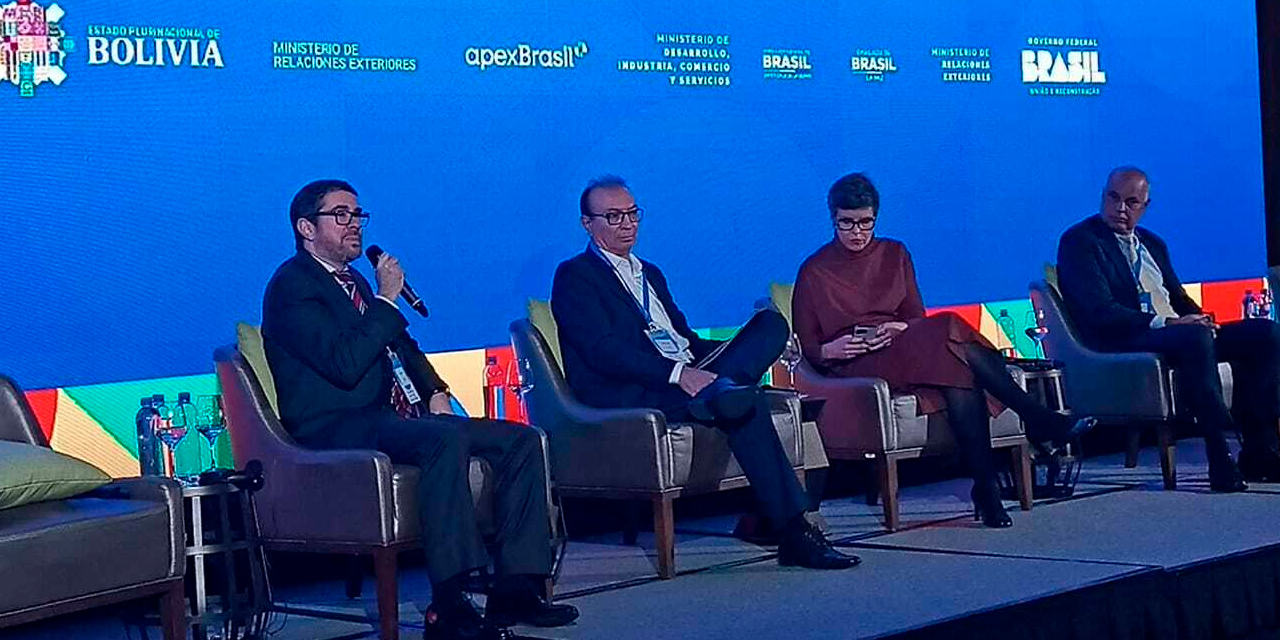 El presidente de Fluxus, Ricardo Savini, durante su intervención en el Foro Económico Bolivia-Brasil.