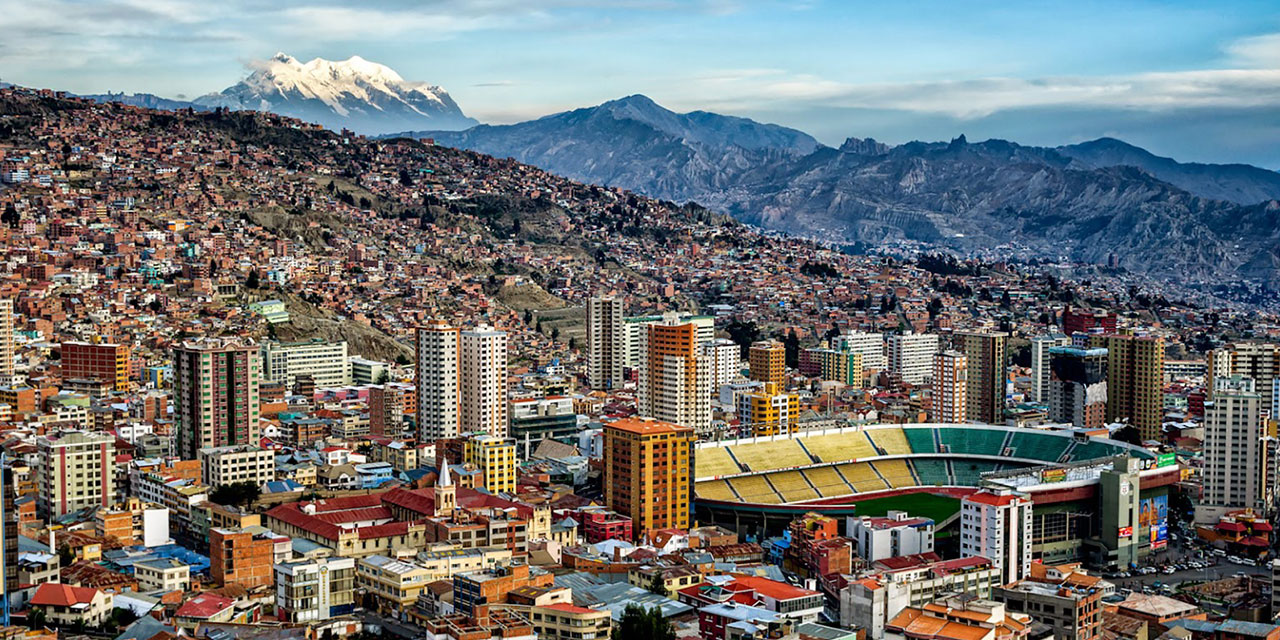 La Paz conmemora este mes sus 215 años de independencia. Foto: Archivo