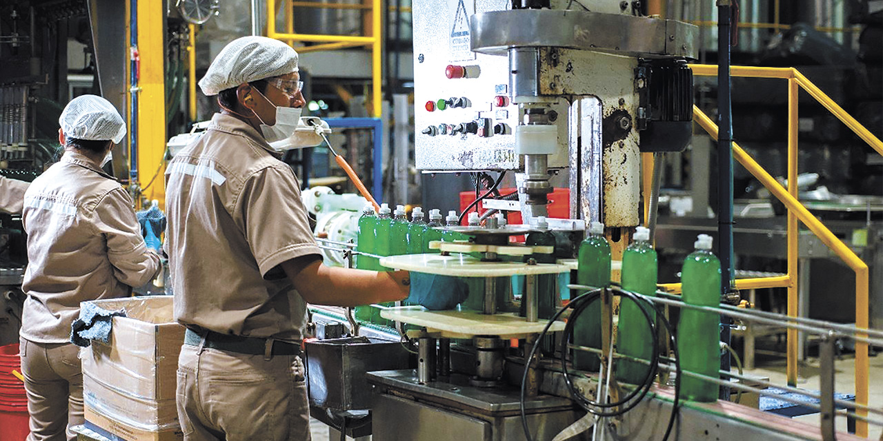 La industria manufacturera será fortalecida con los proyectos del Gobierno nacional.  | Foto: Archivo