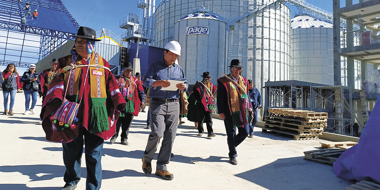 La Planta de Cereales de Emapa es uno de los puntos que se visitarán durante el recorrido de la marcha. | Foto: Presidencia