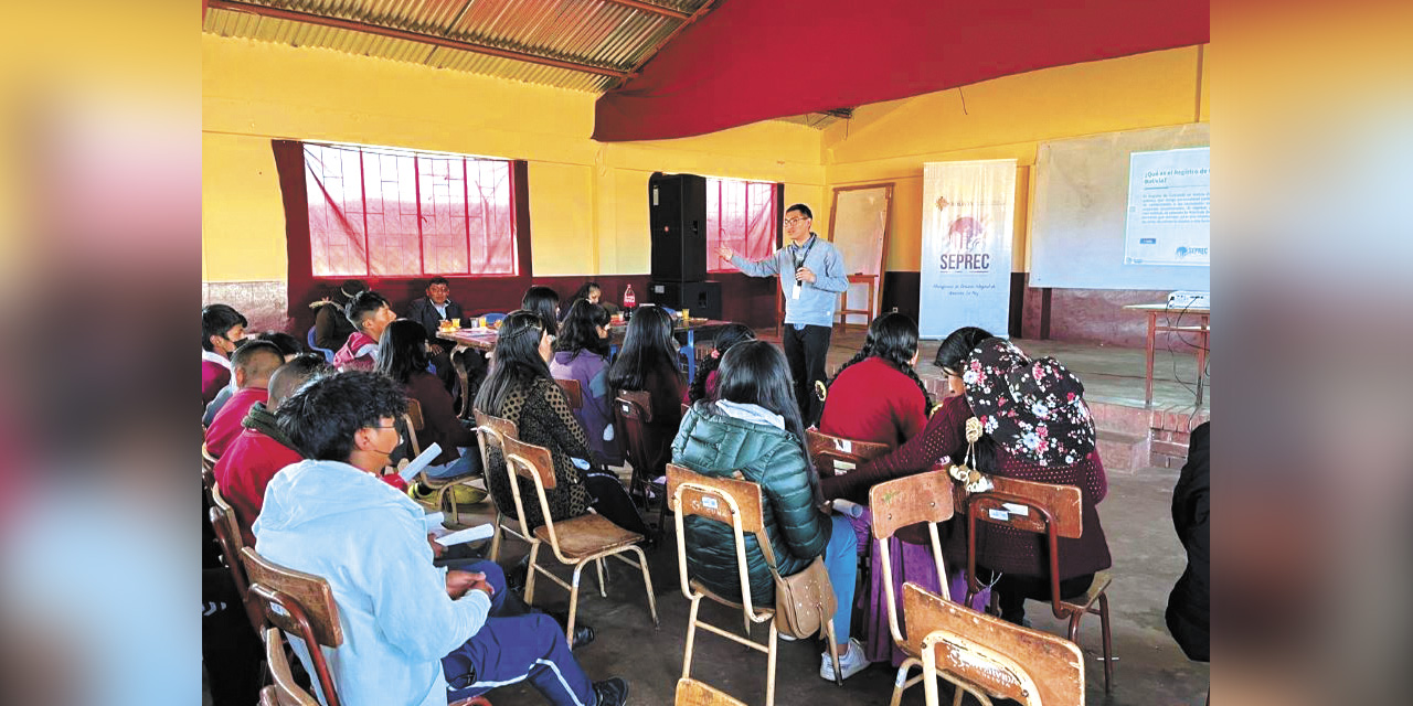 Las capacitaciones que recibieron los estudiantes del país. | Foto: Seprec