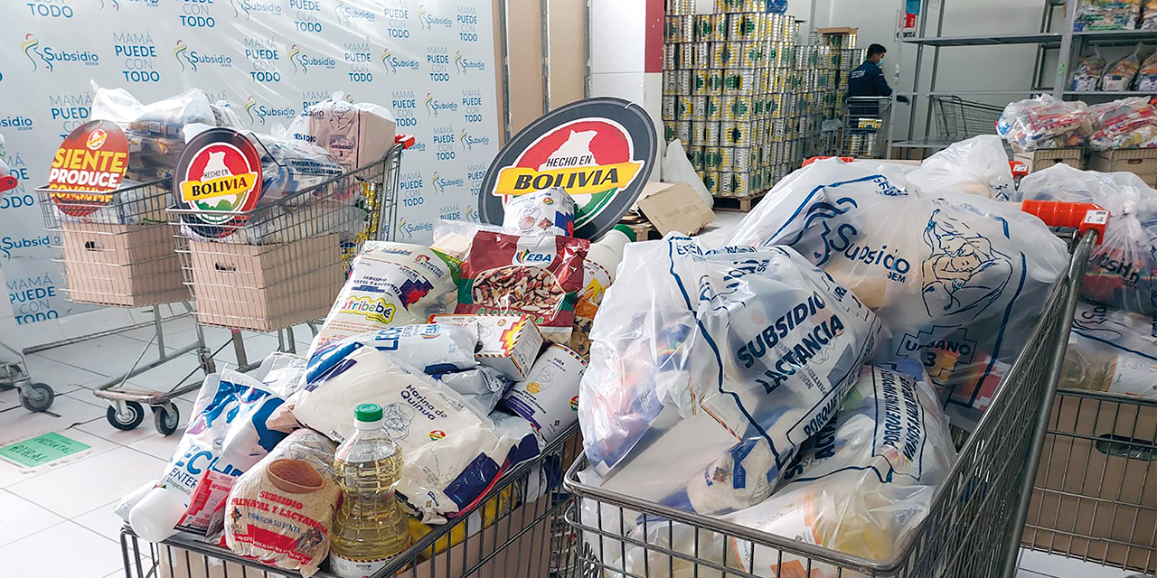 Los paquetes del subsidio ahora cuentan con más productos nutricionales. Foto: Archivo