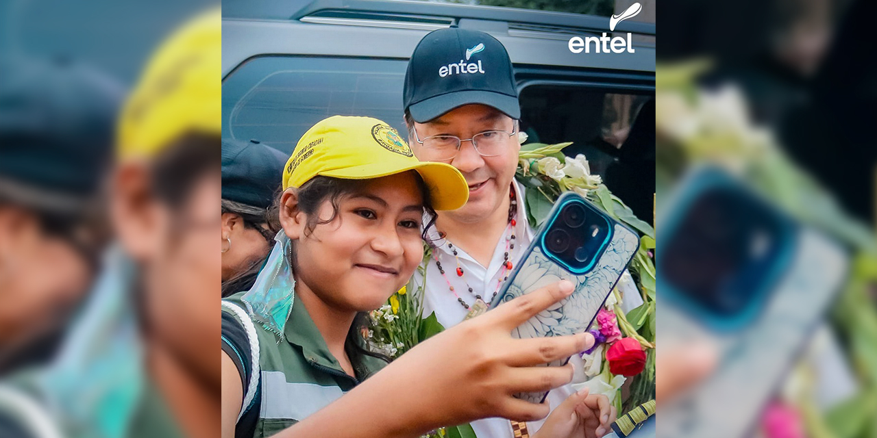 El presidente Luis Arce en un acto de Entel. Foto: Entel