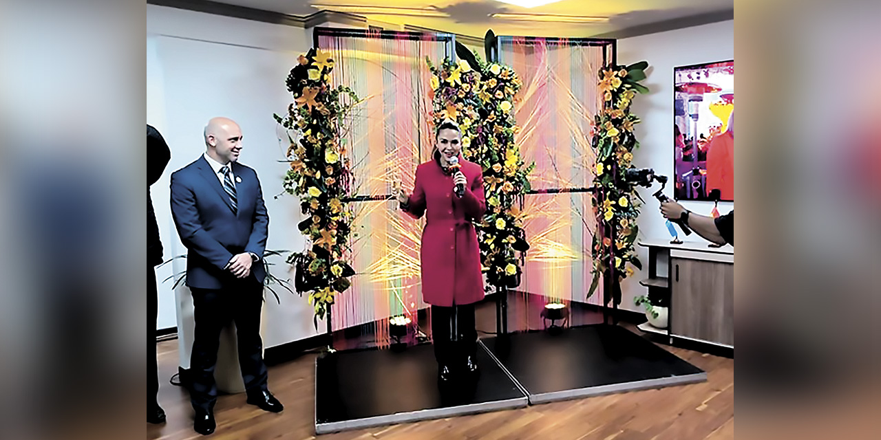 La vicepresidenta ejecutiva del Banco de Desarrollo (Fonplata), Mariana Prado,  durante la inauguración de las oficinas en La Paz.  | Foto: Ahora El Pueblo