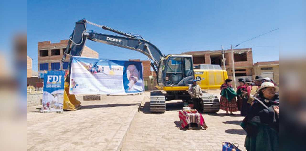 Parte de la maquinaria entregada en el municipio de Comanche. Foto: FDI