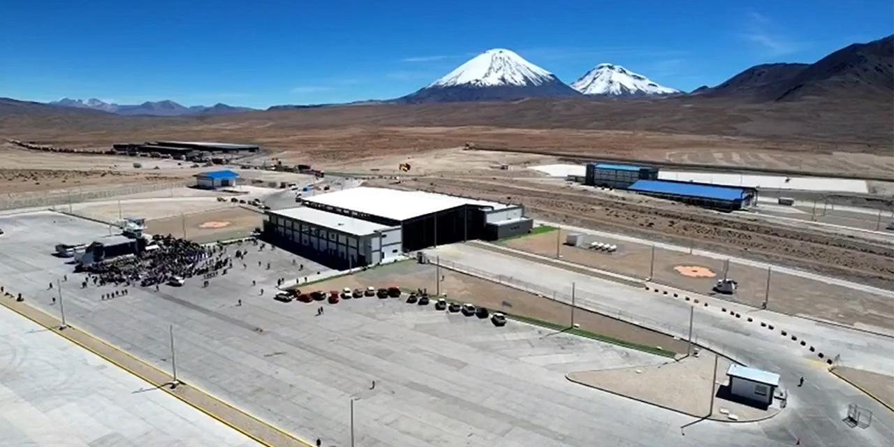 Presidente inaugura en Tambo Quemado el recinto aduanero fronterizo más grande de Latinoamérica 