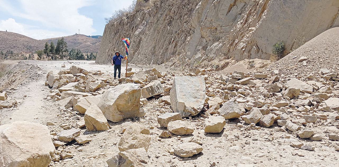 Esta medida de presión impide la circulación de la producción y genera pérdidas. Foto: APG