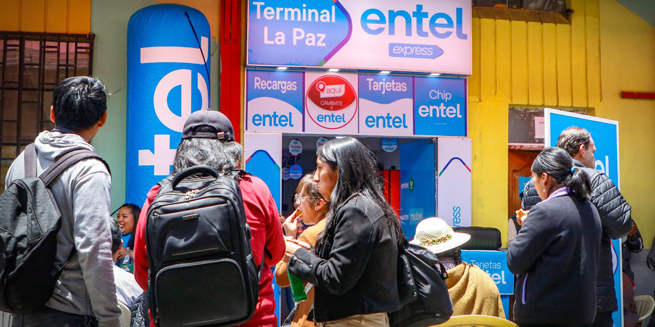 La inauguración del nuevo punto de Entel. Foto: ENTEL