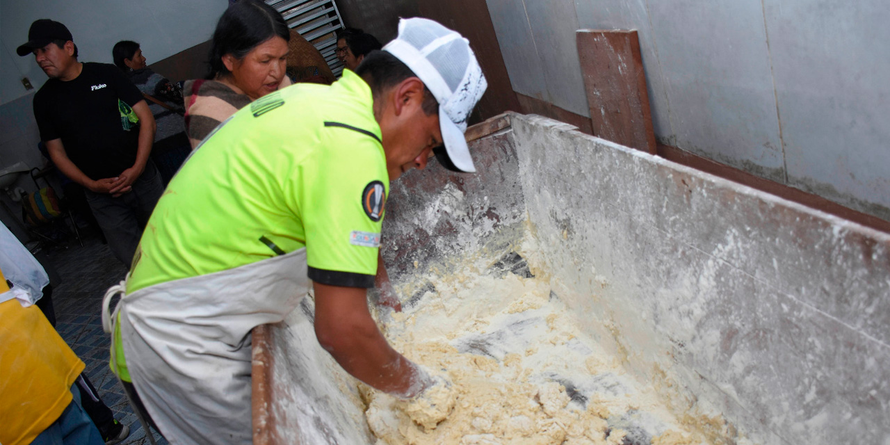 Los panificadores deben emplear la harina subvencionada exclusivamente para elaborar el pan de batalla. Foto: APG