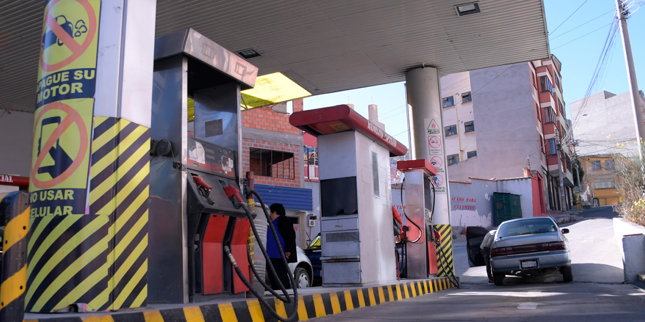 Una estación de servicio que comercializa combustibles. Foto: ABI