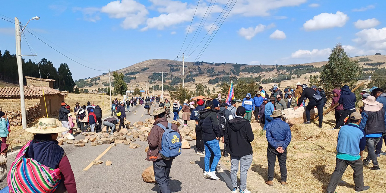 Los bloqueos en las carreteras troncales del país. Foto: Archivo