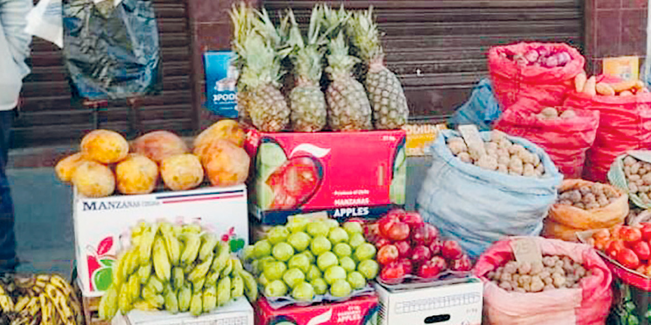 Los productos sufrieron una fluctuación de precios que afectó el bolsillo del pueblo. Foto: ARCHIVO