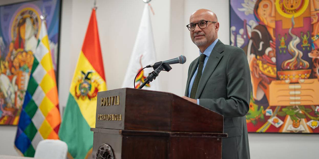 Foto: Facebook Ministerio de la Presidencia