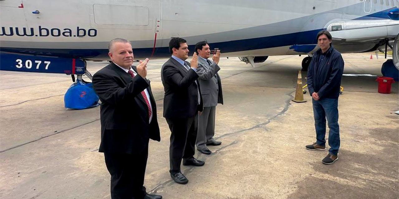 La posesión de las nuevas autoridades del sector aéreo.