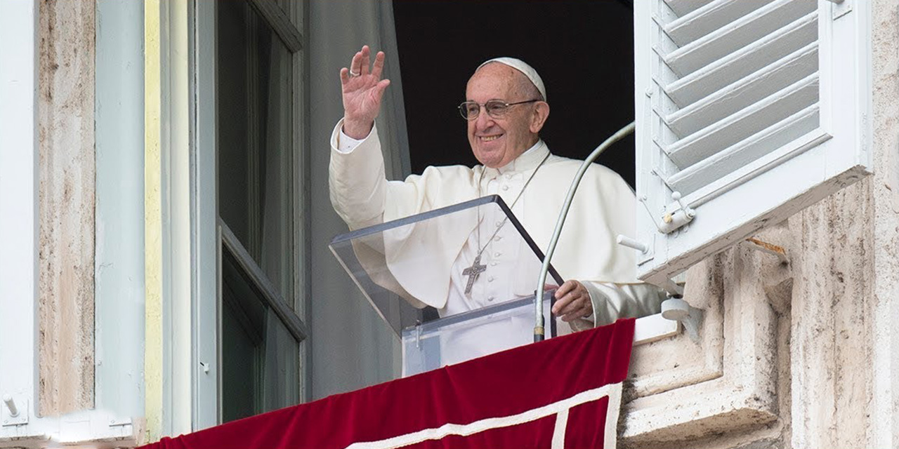 Hospitalizan al papa Francisco por riesgo de obstrucción intestinal