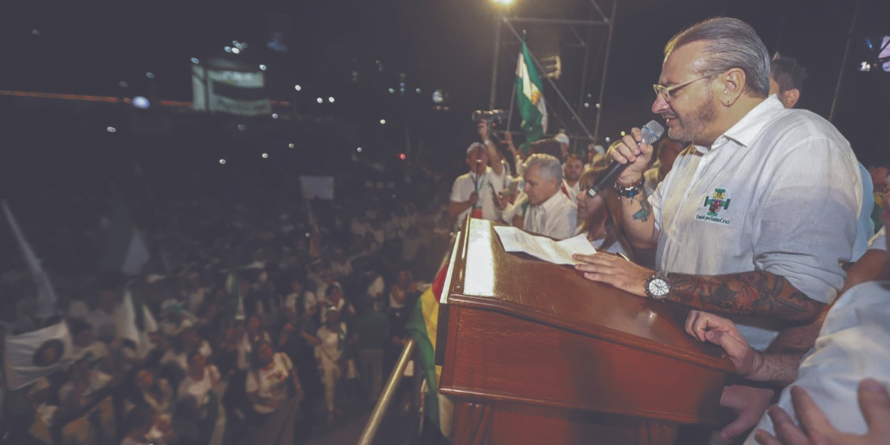 El expresidente del Comité Cívico pro Santa Cruz Rómulo Calvo. (Foto: RRSS)