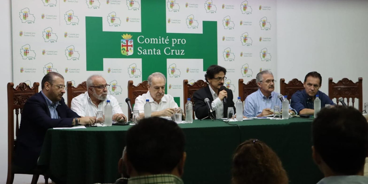 Reunión del Comité Cívico Pro Santa Cruz. (Archivo)