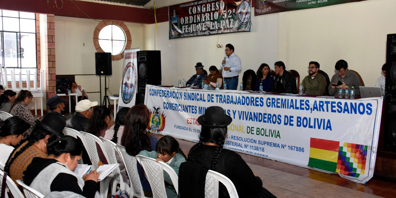 Socializan el proyecto 280 con los gremiales.