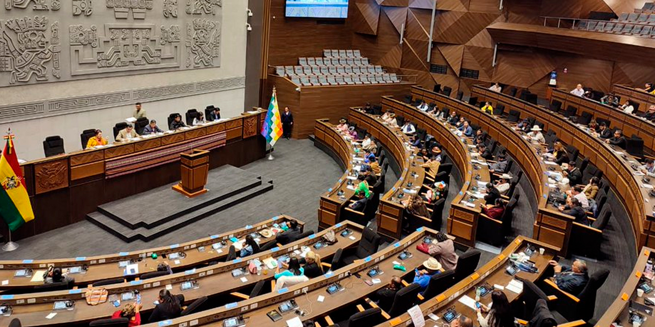 Sesión de la Asamblea Legislativa. Foto: Archivo