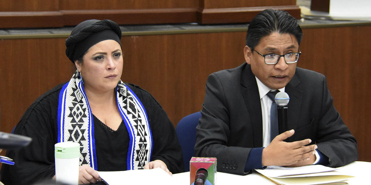 La primera reunión del Mecanismo de Prevención de la Violencia Política con la presencia de la ministra de la Presidencia, María Nela Prada, y el ministro de Justicia, Iván Lima. (Foto: Gonzalo Jallasi)