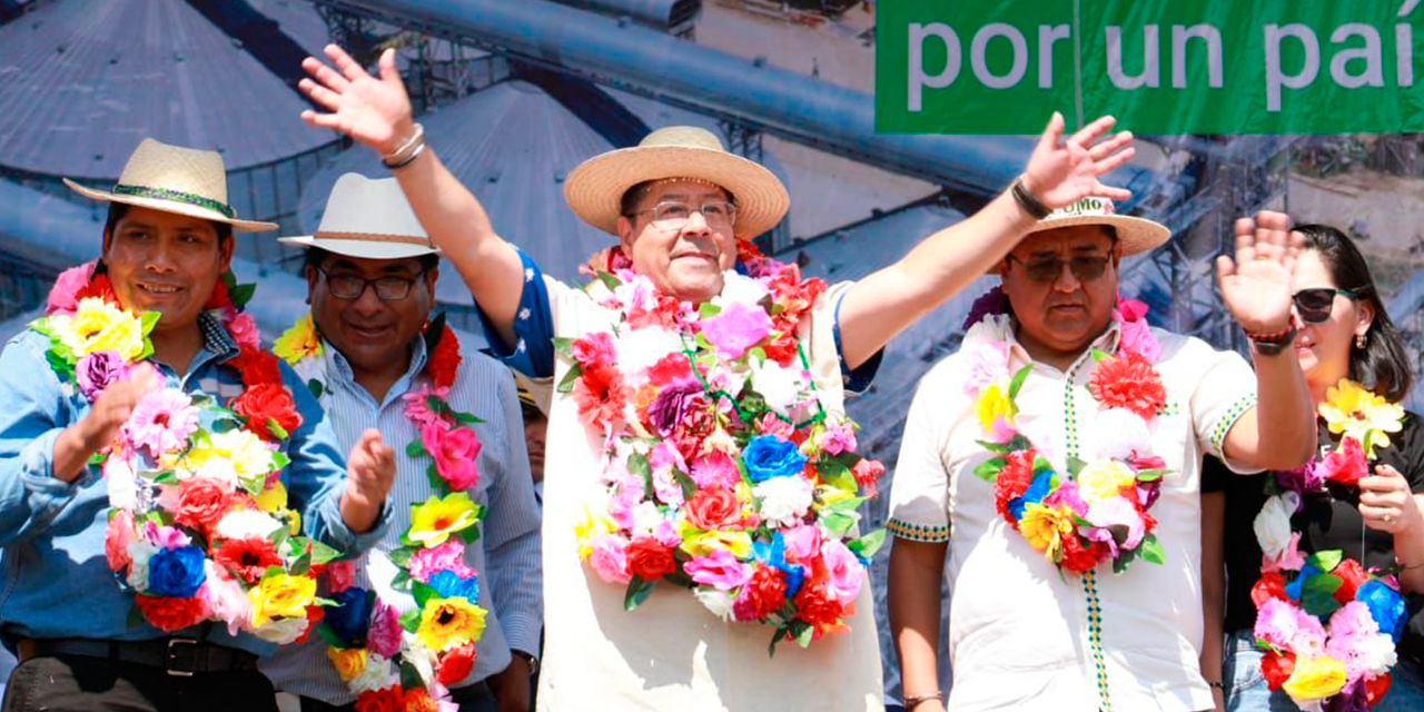 El Primer Mandatario da inicio a la construcción del matadero y frigorífico en Yucumo, San Borja. Fotos:  MDPYEP