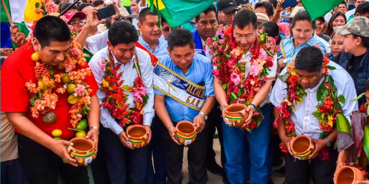 El presidente Luis Arce en el municipio de San Buenaventura, de La Paz