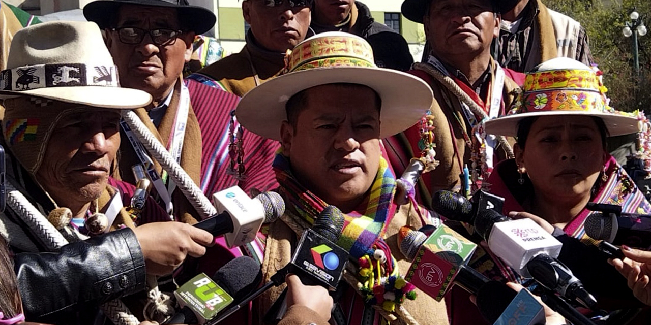 El jiliri apu mallku del Conamaq, Jorge Cucho. (Foto: Gonzalo Jallasi)