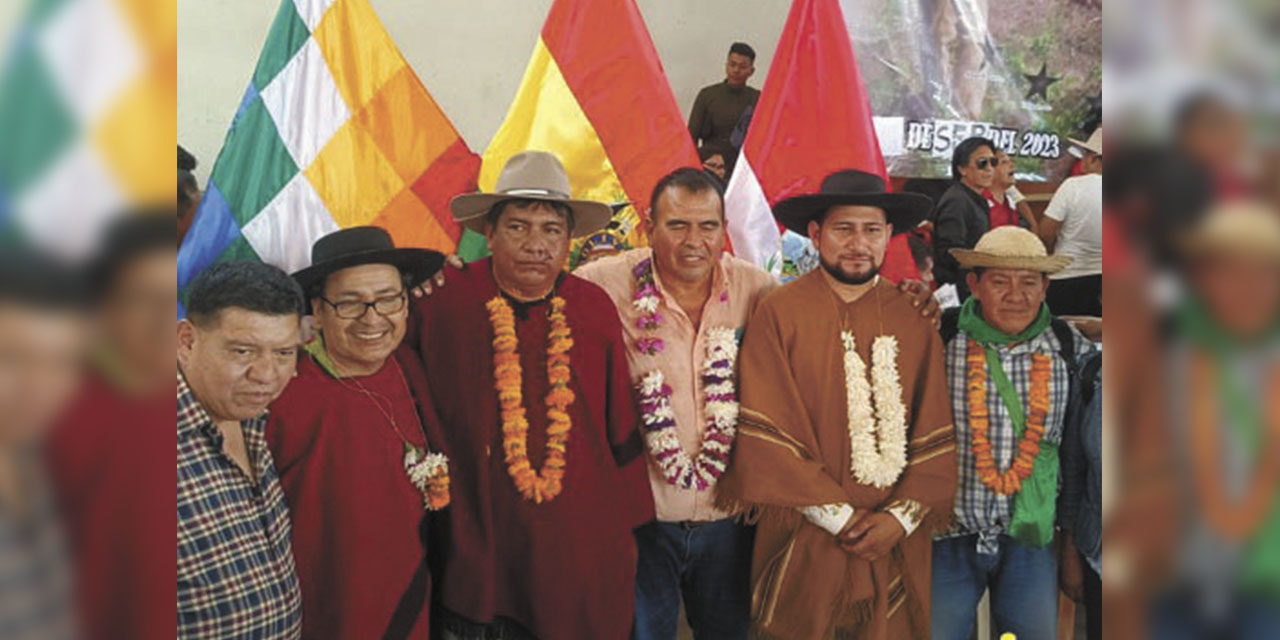 Los nuevos ejecutivos de Tarija. // FOTO:  RPOs Boliiva