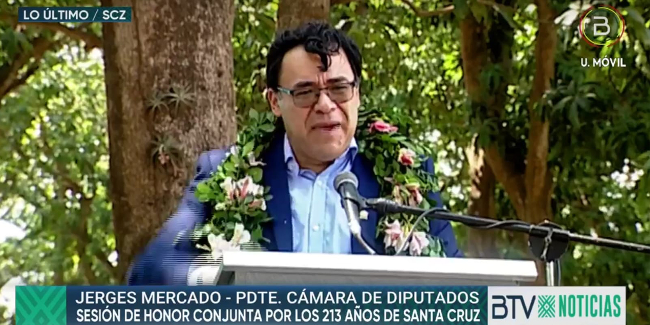 El presidente de la Cámara de Diputados, Jerges Mercado, en Santa Cruz. Imagen: Captura Bolivia Tv.