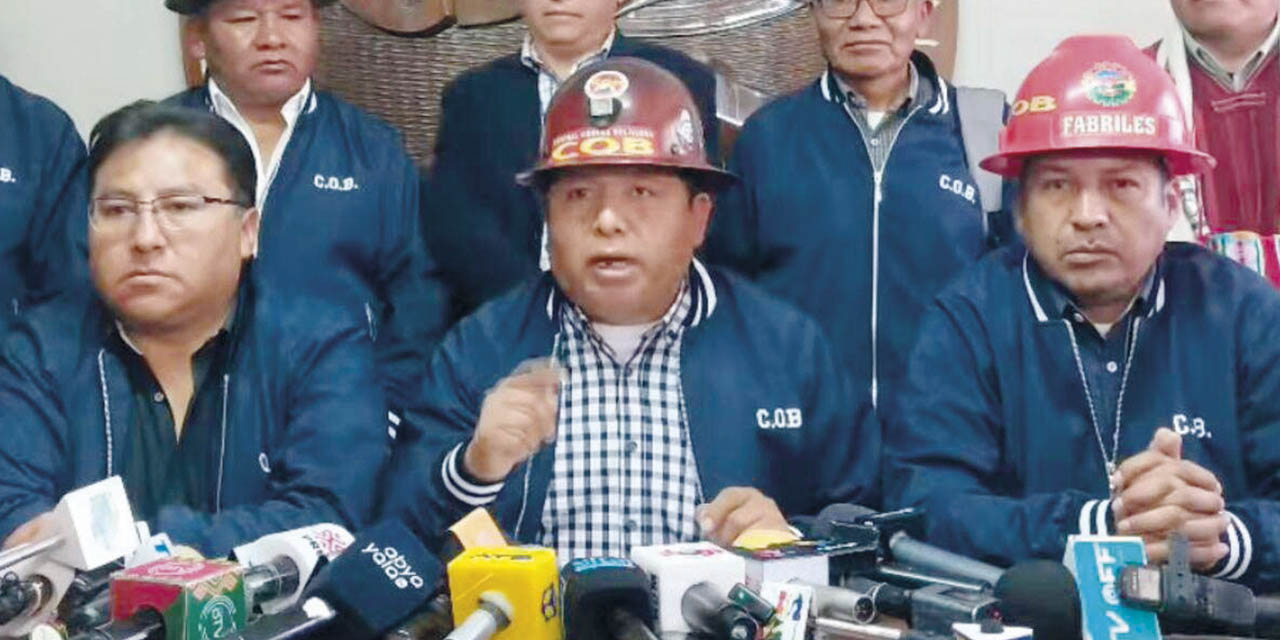 Juan Carlos Huarachi, secretario ejecutivo de la COB. | Foto: RRSS