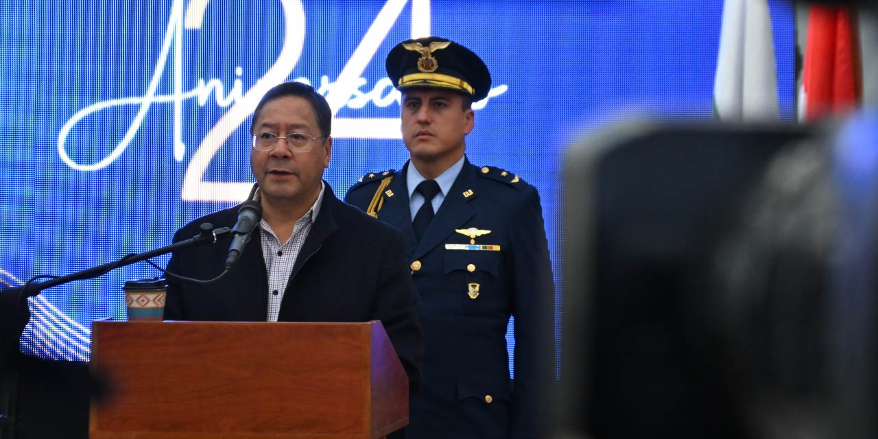 El presidente Luis Arce en el acto por los 24 año de la FAM-Bolivia. Foto: Comunicación Presidencial