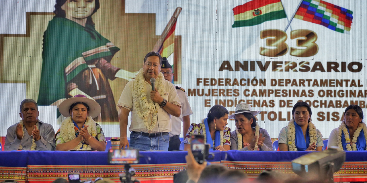 El presidente Luis Arce en el aniversario de las ‘Bartolinas’ de Cochabamba.