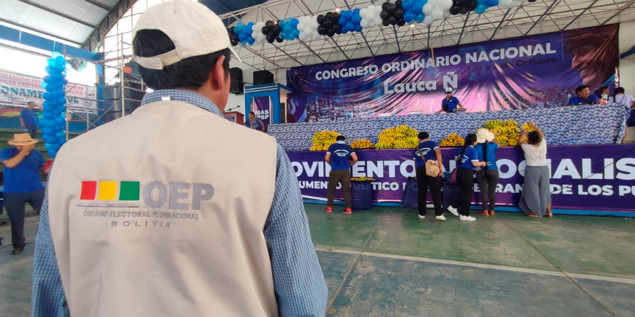 Personal del Sifde en el Congreso del MAS en Lauca Ñ. Foto: Facebook MAS-IPSP