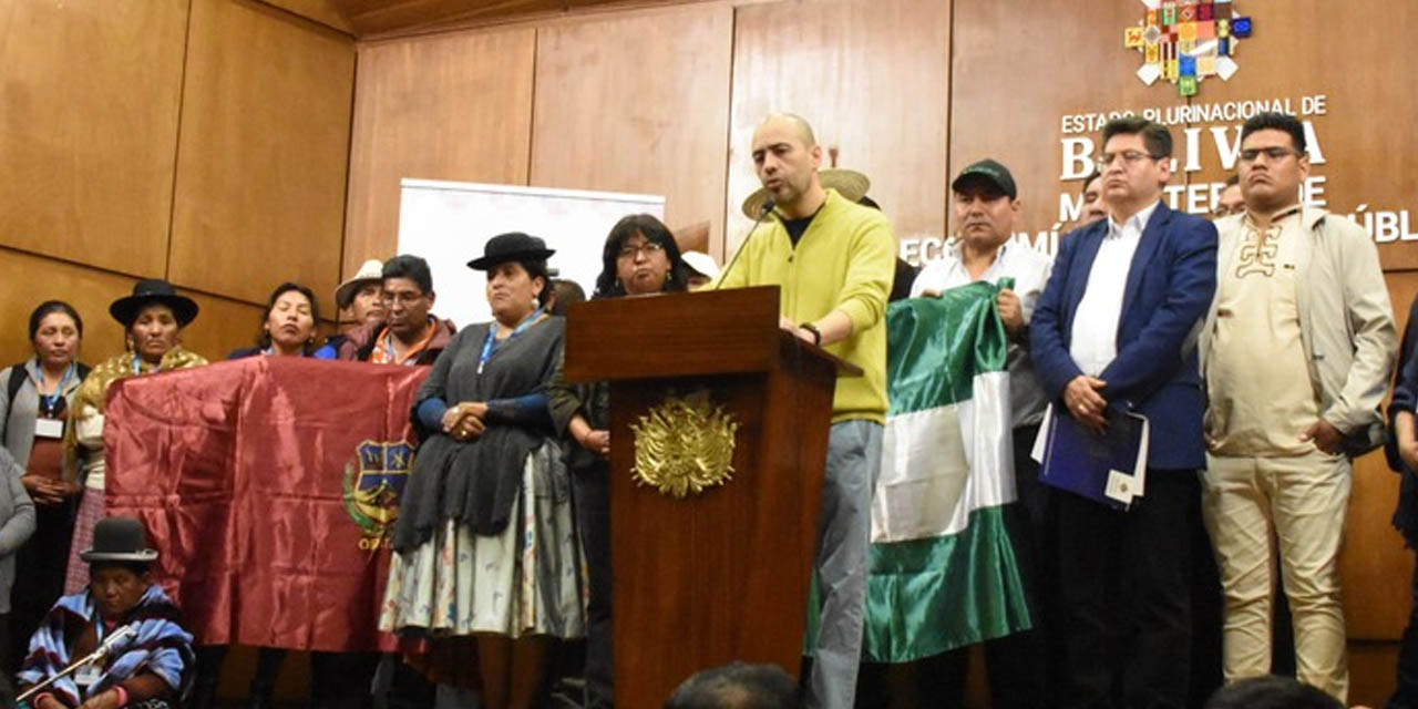 El director de la Federación de Asociaciones Municipales (FAM) de Bolivia, Rodrigo Puerta. | Foto: Josué Cortez