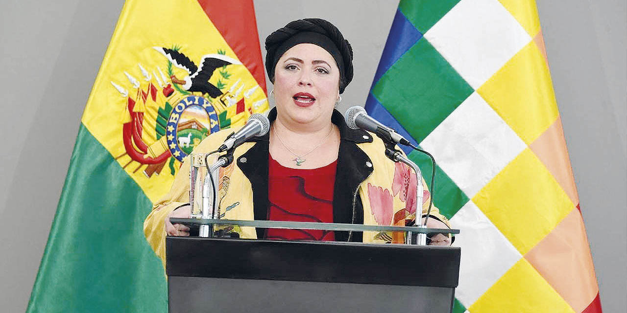 La ministra de la Presidencia, María Nela Prada, en una anterior conferencia de prensa.  | Foto: Archivo