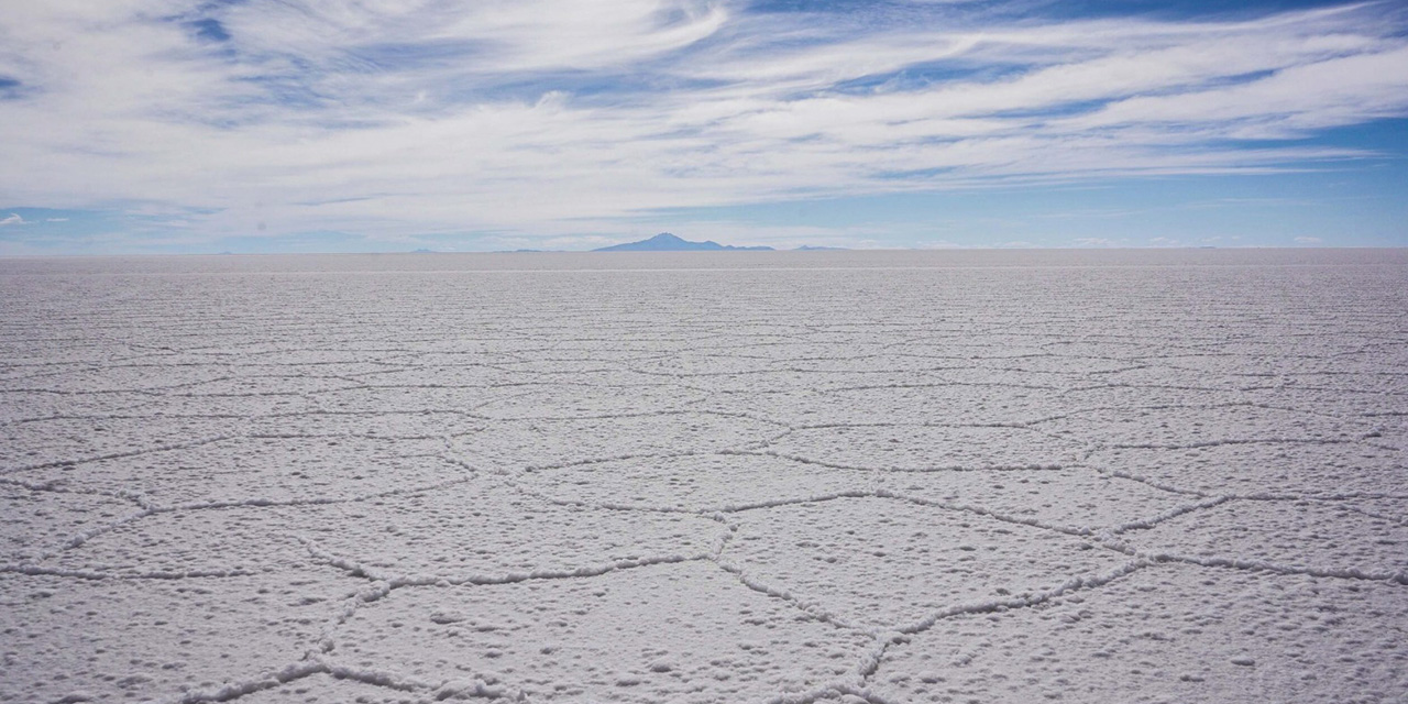 Vista del salar de Uyuni. Foto: Cancillería