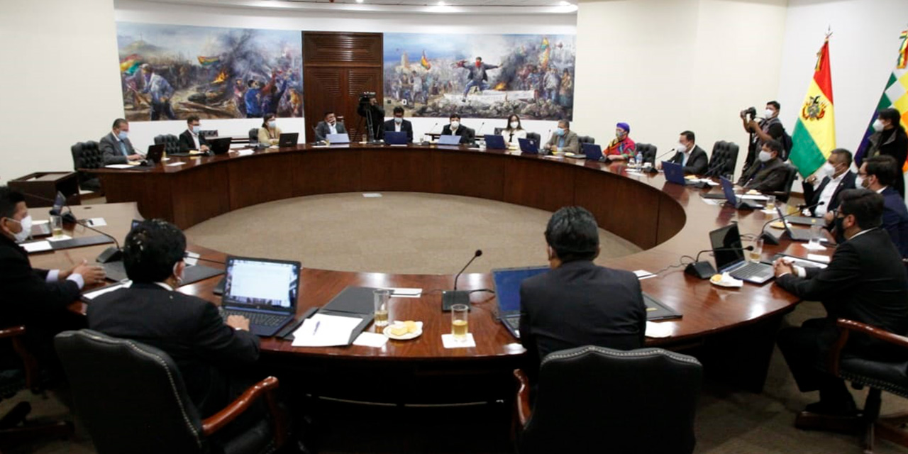 Reunión de gabinete encabezada por el presidente Luis Arce. Foto: Archivo