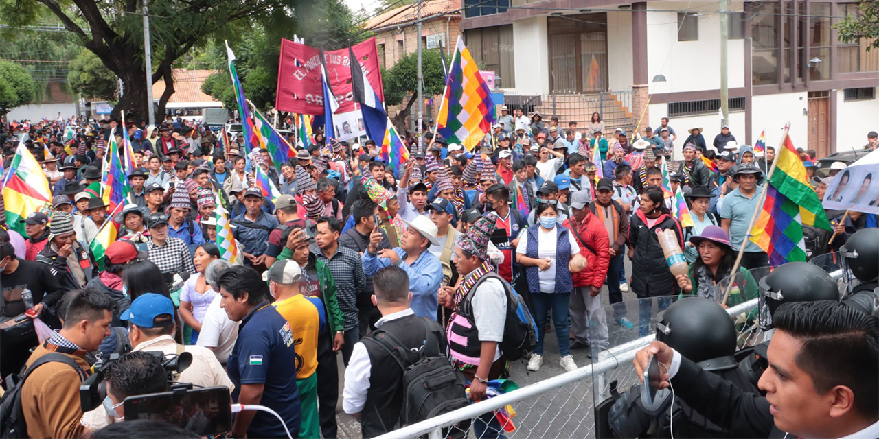 La Federación Única de Mujeres Trabajadoras de Pueblos Originarios de Chuquisaca - ‘Bartolina Sisa’ reprochó las “movilizaciones políticas” vinculadas a Morales. Foto: APG