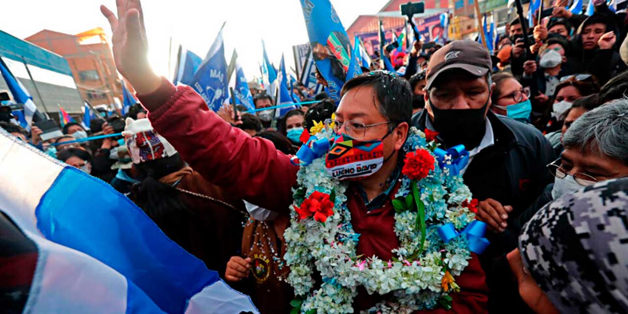 Luis Arce y David Choquehuanca en el inicio de la campaña electoral de 2020. 