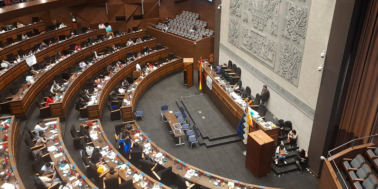 El pleno de la Cámara de Diputados en sesión de tratamiento de proyectos. 