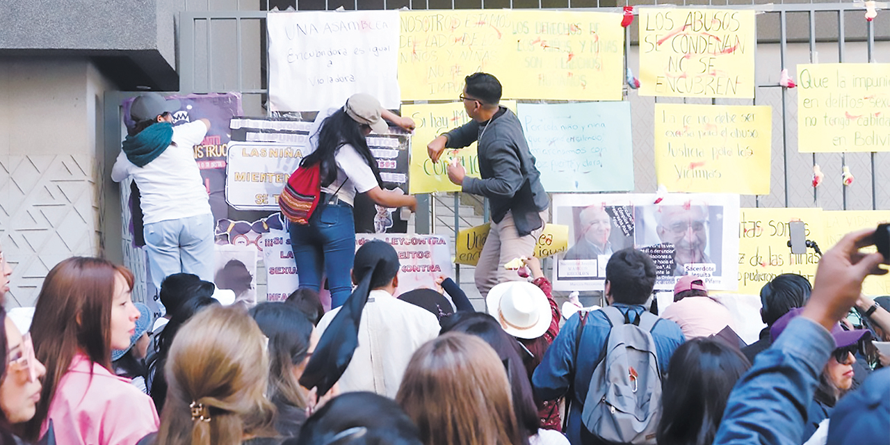 La sociedad civil demandó con una marcha la ley contra la impunidad al Legislativo. Foto:  Archivo