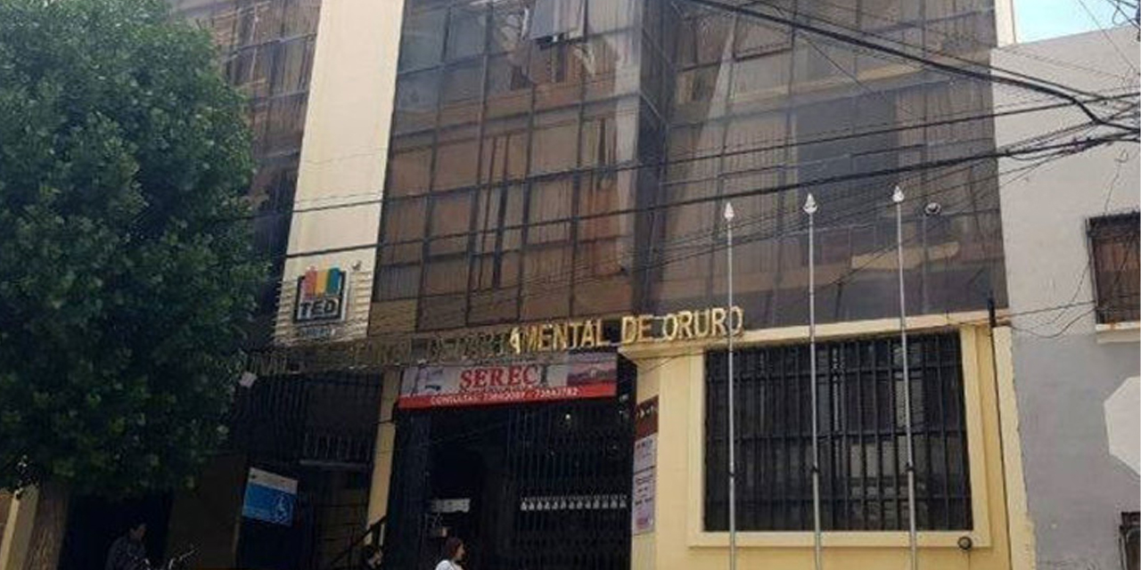 El edificio del Tribunal Electoral Departamental (TED)de Oruro. Foto. Fuente Directa